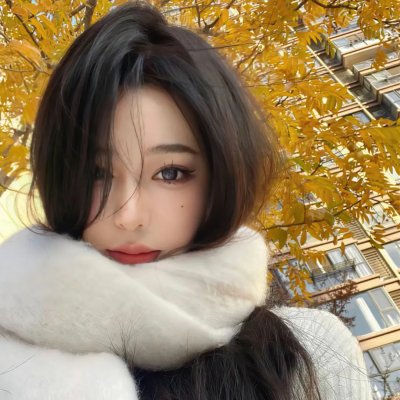 我生活的两个世界 封面